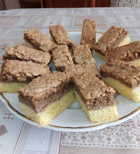Zloženie banánovo-orechového koláča
