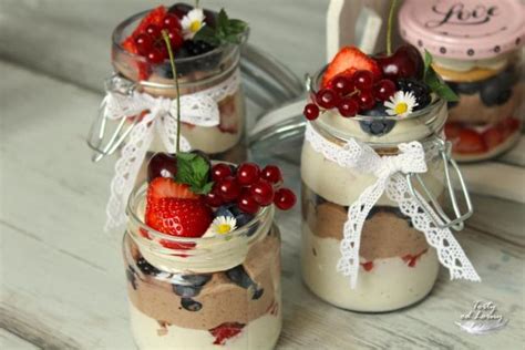 Fotografia rýchleho dezertu s mascarpone v pohárikoch