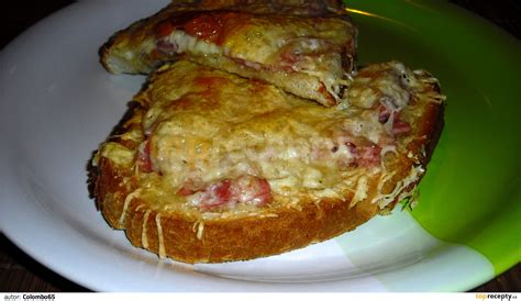 Zapečený toastový chlieb s náplňou