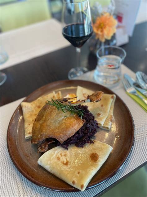 Tradičná slovenská bryndzová palacinka