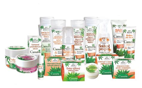 Rôzne prírodné produkty pre krásu