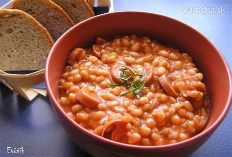 Fazuľa z konzervy v omáčke