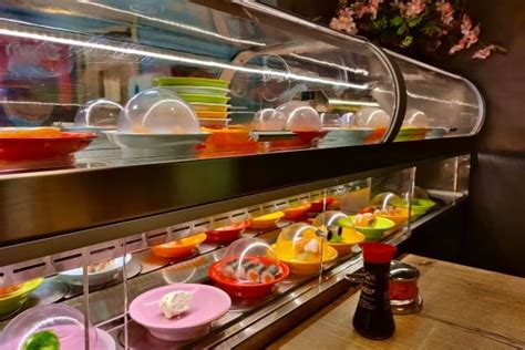 Running sushi koncept