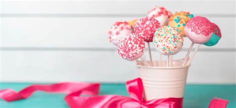 Farebné Cake pops na paličke