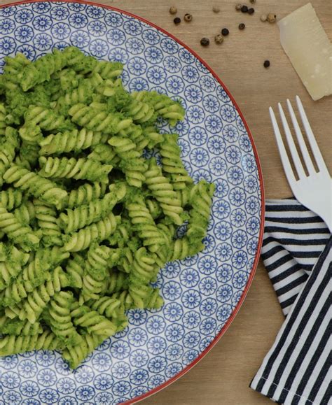 Cuketové pesto s cestovinami