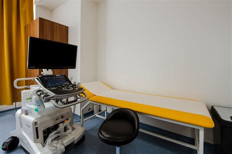 Ultrazvukové vyšetrenie s vyznačenými antrálnymi folikulmi