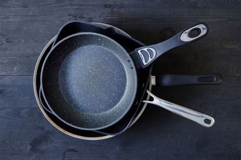Porovnanie bežnej a palacinkovej panvice