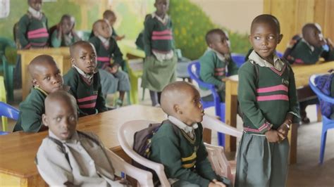 ilustračná fotografia života detí v africkej dedine