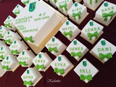 Torta na stužkovú so zelenou stužkou