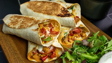 Ilustrácia rôznych náplní do tortilly