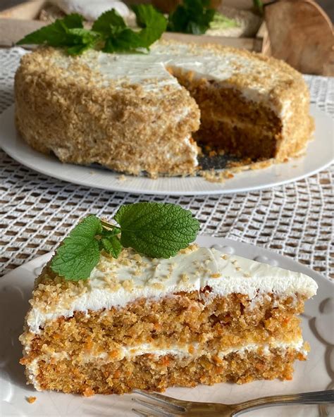 Krém z mascarpone na mrkvový koláč