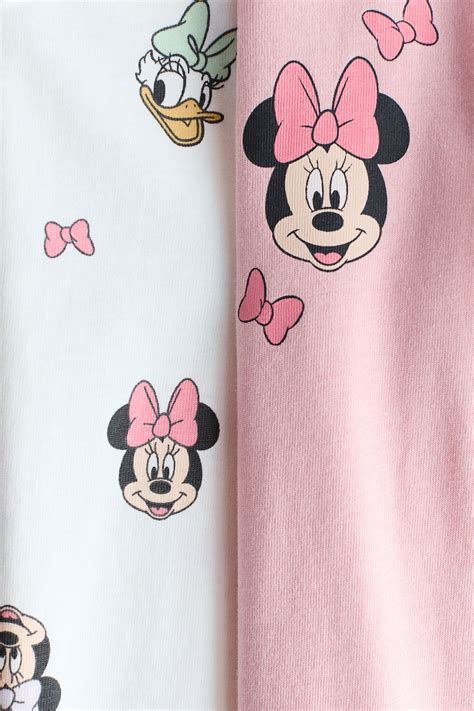 Ilustrácia hlavy Minnie Mouse z fondánu