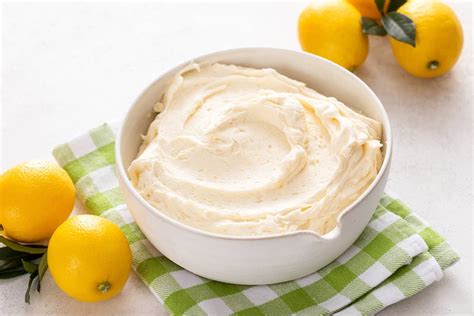 Fotka hladkého a krémového mascarpone krému
