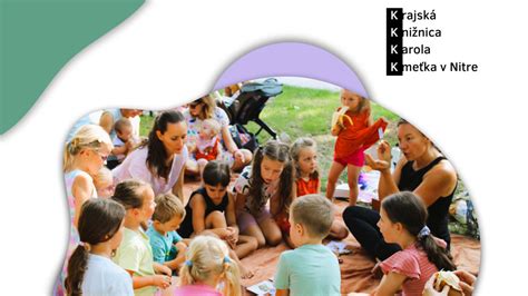 Deti hrajúce sa s knihou básní