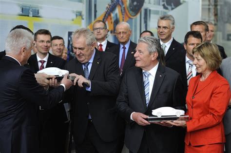 Nemecký prezident Joachim Gauck a český prezident Miloš Zeman