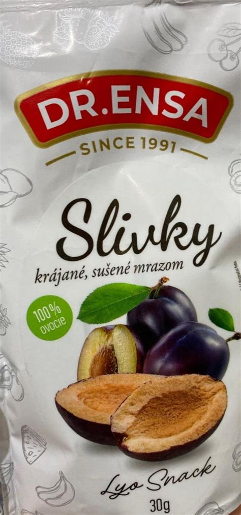 Rozličné slivkové produkty ako džem, lekvár a sušené slivky