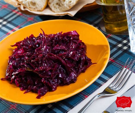 Dusena cervena kapusta