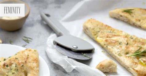 Focaccia s rozmarínom a olivovým olejom