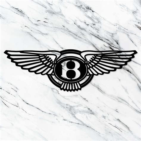 Drevená dekorácia BMW logo na torte