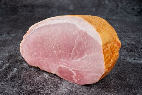 Varená údená šunka s bylinkami