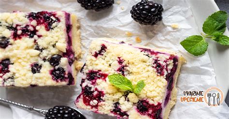 Ovocný koláč s pudingom a šľahačkou