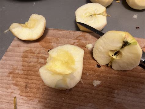 Nakrájané jablká na apple pie
