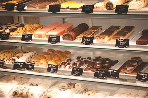 Široká ponuka koláčov a kávy v Gio Caffe
