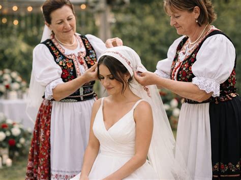 Tradičné slovenské svadobné zvyky s chlebom a medom