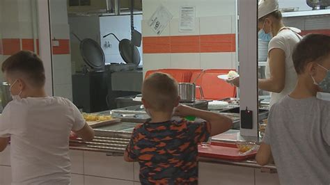 Zákázané potraviny v školských jedálňach