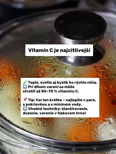 pestré zloženie zeleninového šalátu s kúskami grilovanej ryby na tanieri