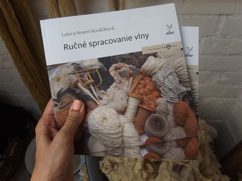 Ručné spracovanie cesta ženami v pekárni