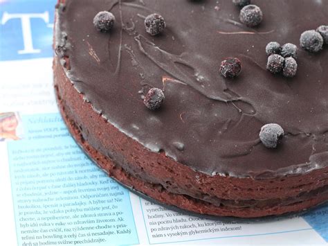 Nepečená čokoládová torta s ganache polevou