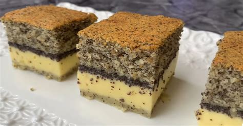 Výsledný krémový makový koláč pripravený podľa receptu