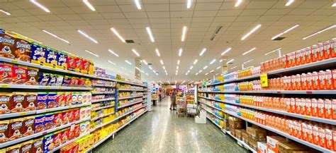 Sortiment švédskych potravín v obchode IKEA