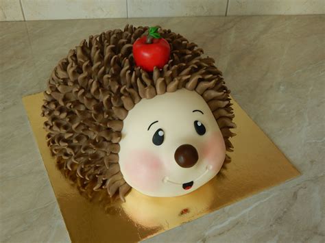 Zdobený ježko torta