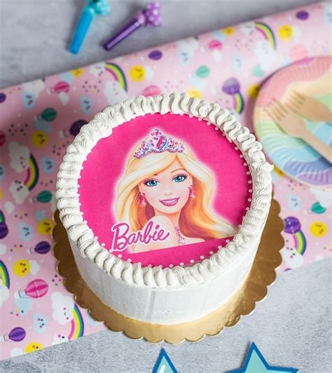 Skladanie torty Barbie