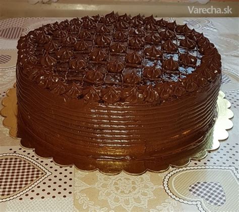 Jednoduchá vrstvená čokoládová torta