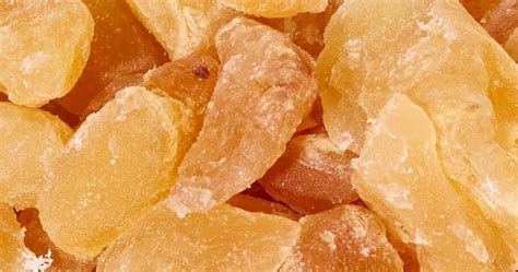 Ingrediencie na štólu: kandizované ovocie, orechy a korenie