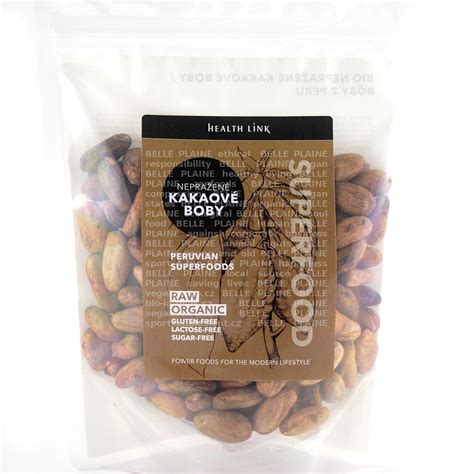 Základné ingrediencie pre RAW čokoládové pralinky: kakaové bôby, datle, orechy a kokosový olej