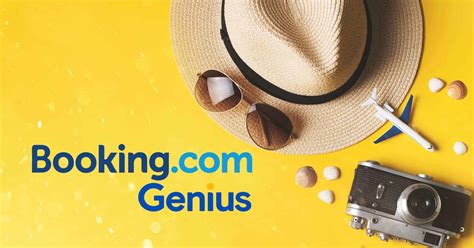 Infografika s úrovňami programu Booking Genius a ich výhodami