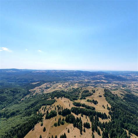 Panoramatický výhľad z lúk pod Vysokou