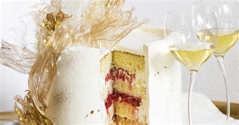 Dekorácie z ryžového papiera na torte