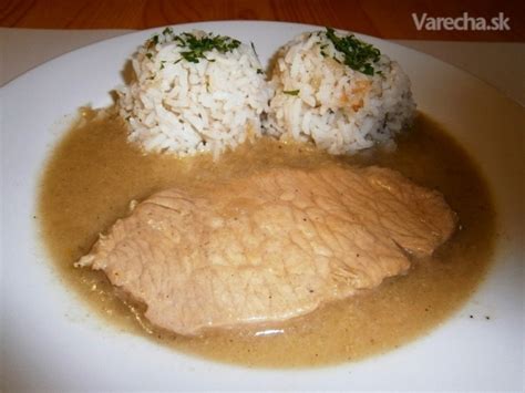 Servírované bravčové karé na horčici s prílohou