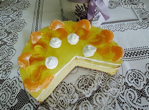 Torta s krémom a mandarínkami