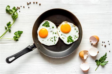 Príprava klasického volského oka na panvici