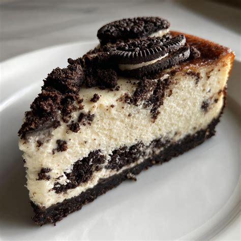 Oreo cheesecake s ozdobou