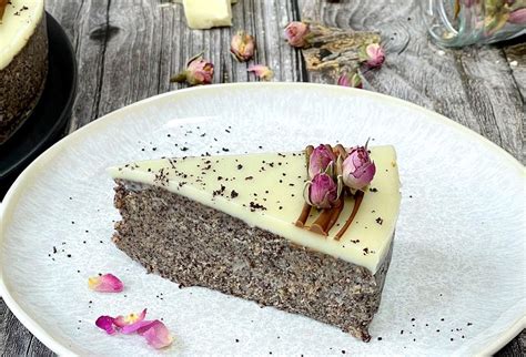 Zdravá nepečená torta s chia semienkami