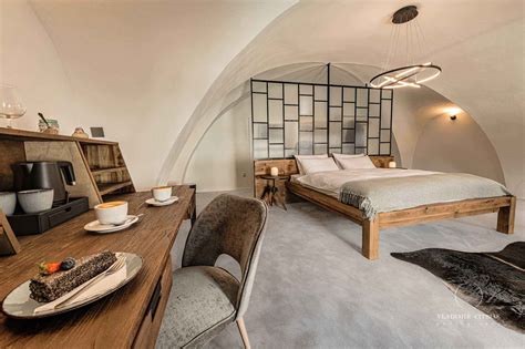 Fotografie interiérov izieb a apartmánov v Zlatej Putni