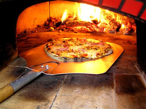 Pizza z kamennej pece v Panoráme