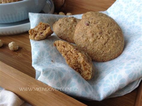 Grafické porovnanie hrúbky cookies pred a po pečení